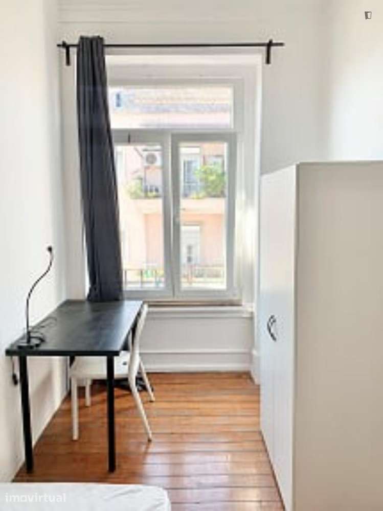 Quarto - localizado em Alameda Lisbon - Grande imagem: 2/16