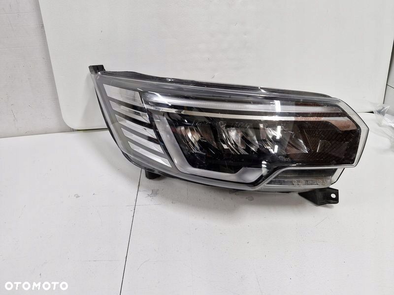 RENAULT TRAFIC III 3 LIFT IV 4 LAMPA REFLEKTOR PRAWY PRZÓD PRZEDNI LED EU - 1