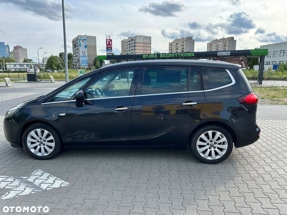 Opel Zafira - 8