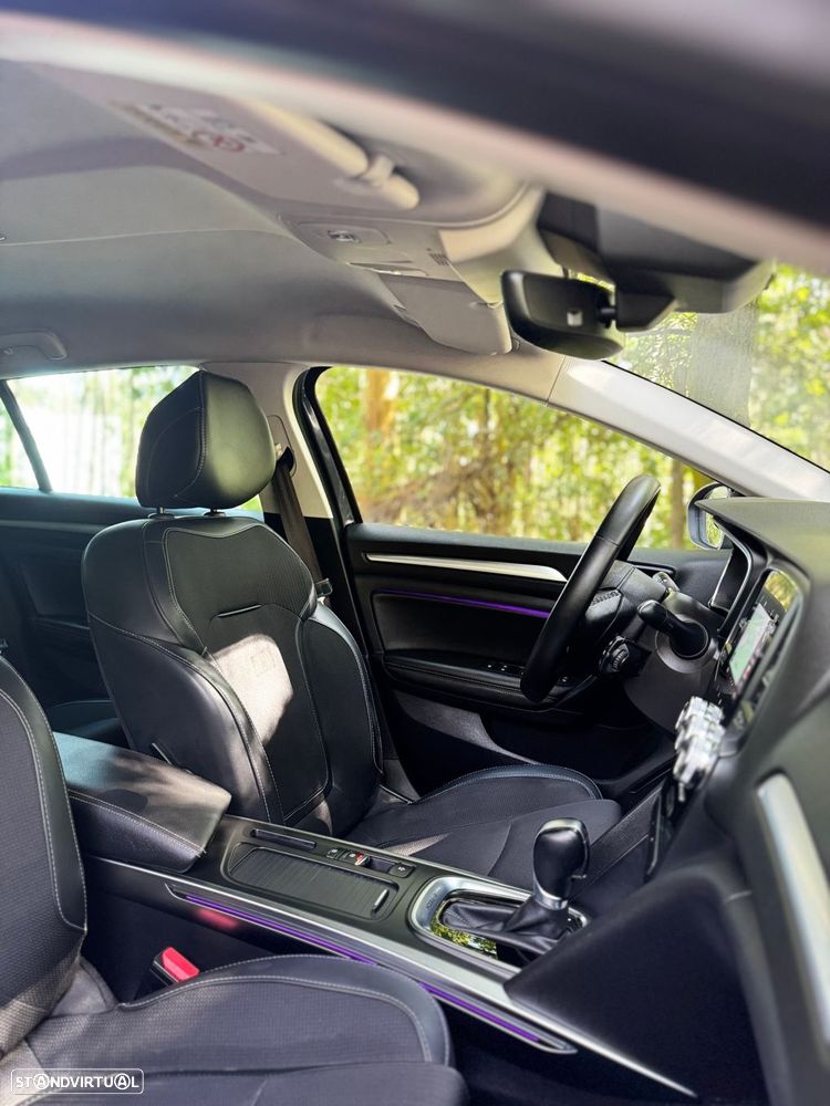 Renault Mégane Sport Tourer - 27