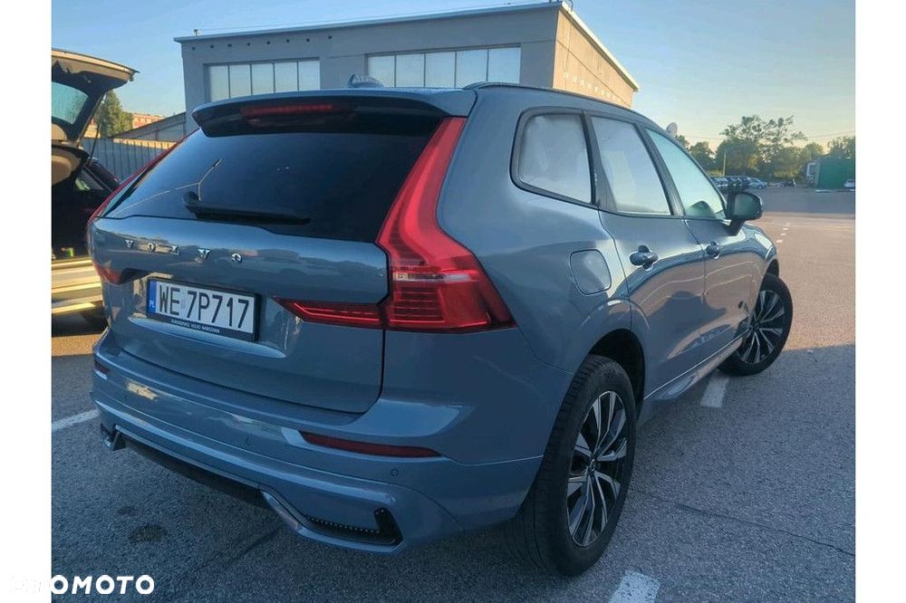 Volvo XC 60 B4 D AWD Plus Dark - 5