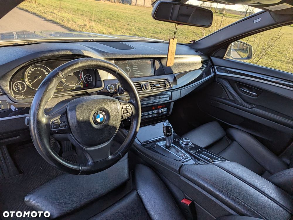 BMW Seria 5 520d - 7
