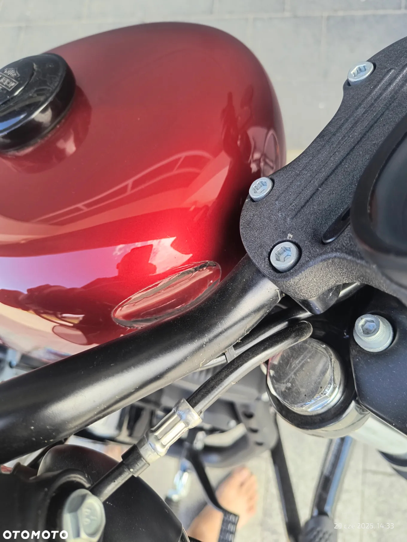 Harley-Davidson Sportster Iron 883 - 17