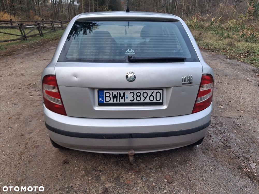 Skoda Fabia - 4
