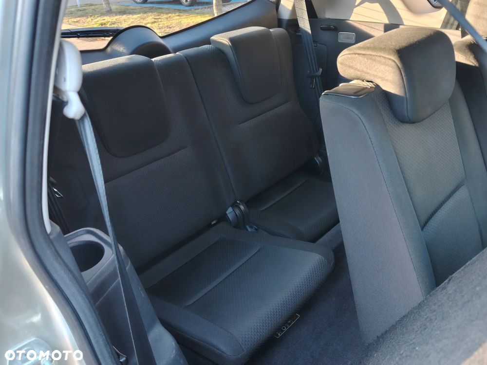 Toyota Corolla Verso 1.8 Sol + 7os - 15