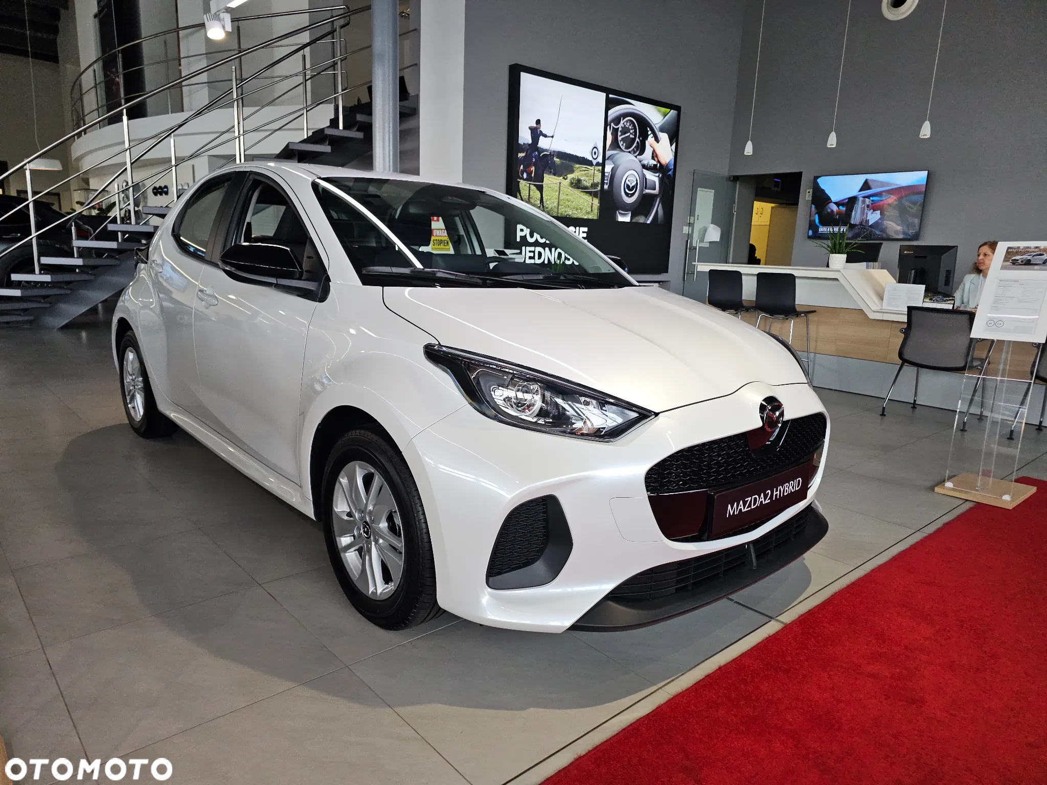 Mazda 2 - 4