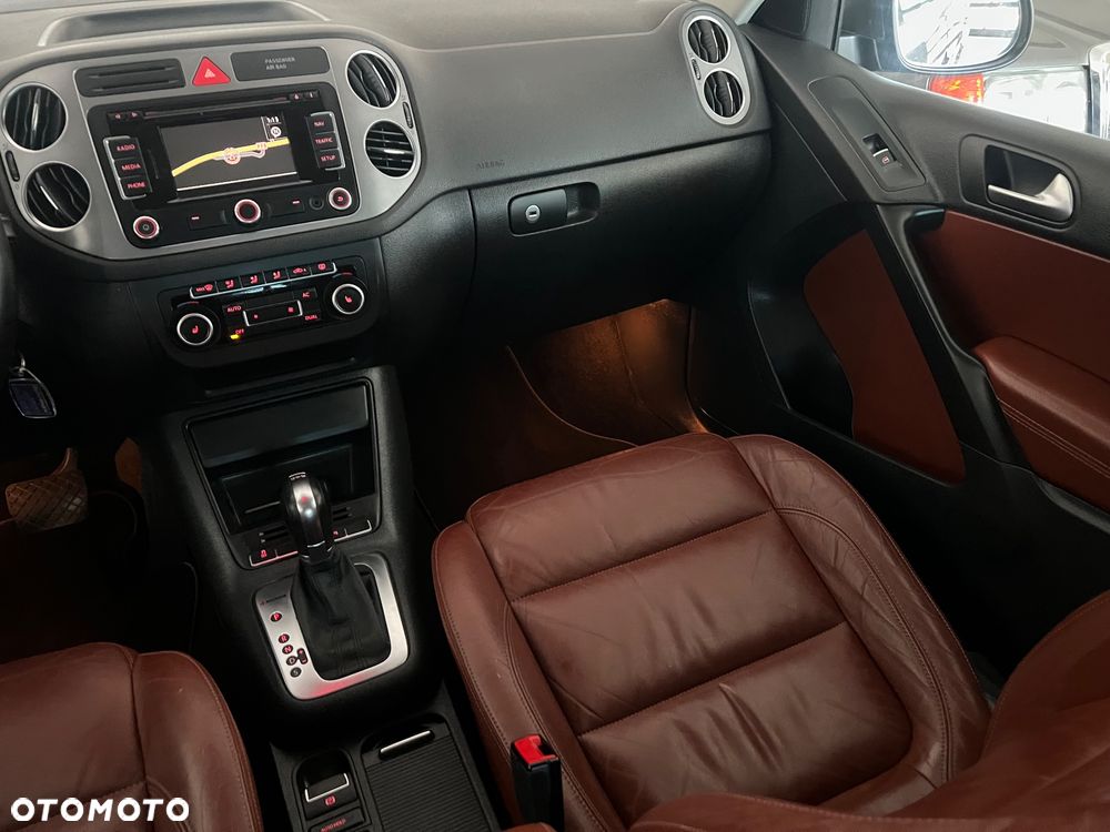 Volkswagen Tiguan 2.0 TDI DPF 4Motion BlueMotion Technology DSG Cup Track & Style - 22