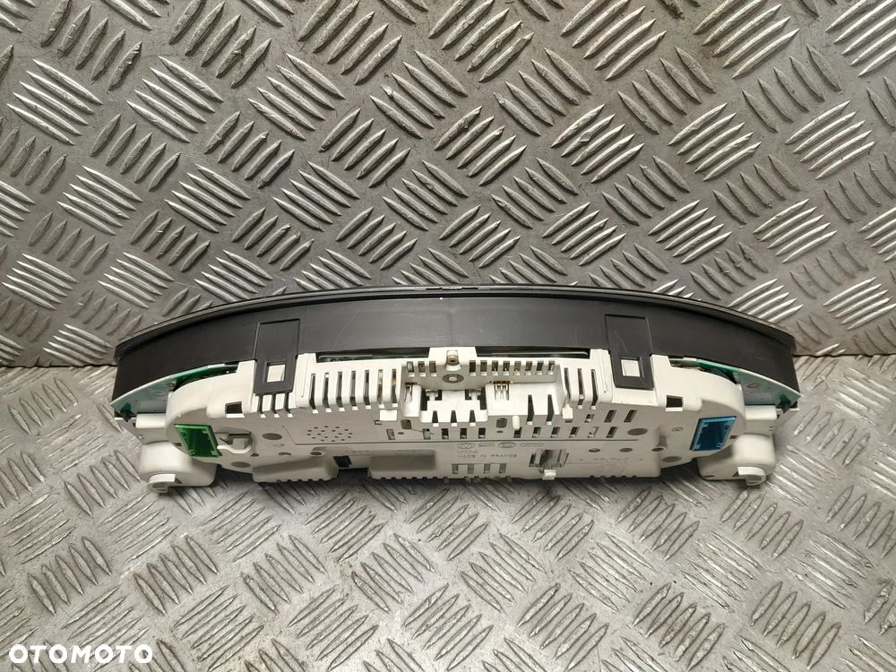 AUDI A4 B5 LICZNIK ZEGARY 8D0920900T - 5