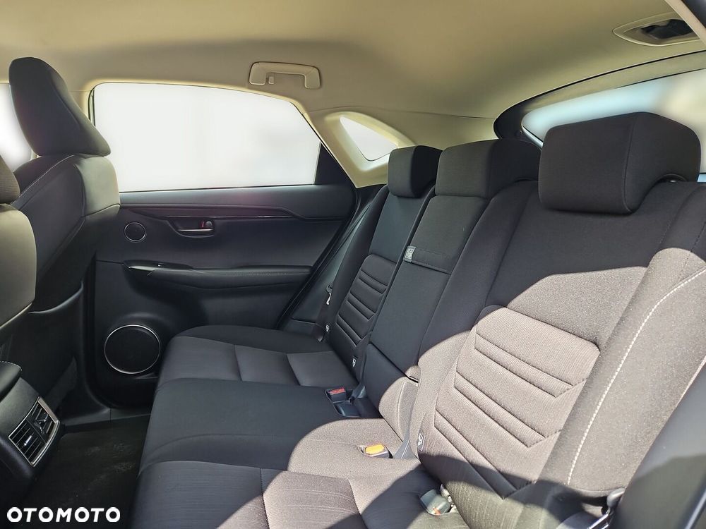 Lexus NX 300h Elegance AWD - 23