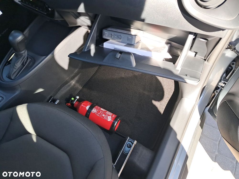 Toyota Aygo X Hybrid 1.5 Comfort e-CVT - 27