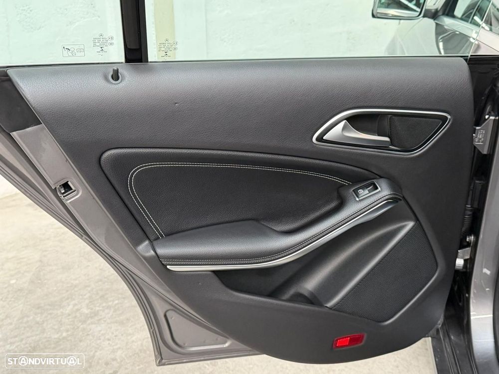 Mercedes-Benz CLA 200 - 39