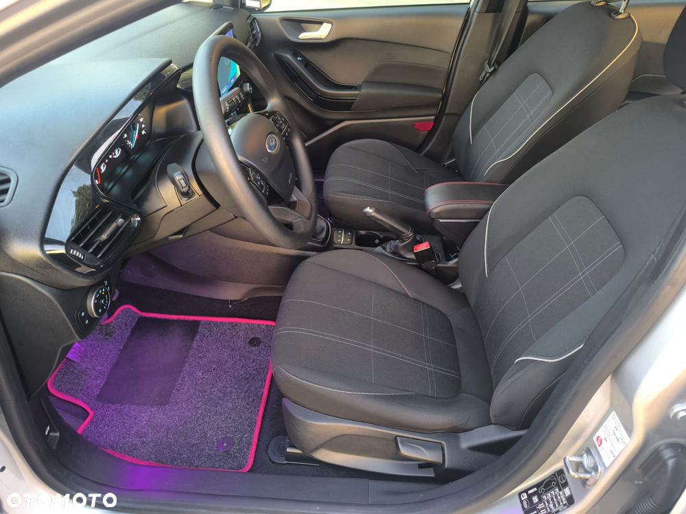 Ford Fiesta - 12