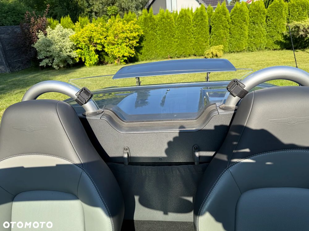 Chrysler Crossfire Standard - 20