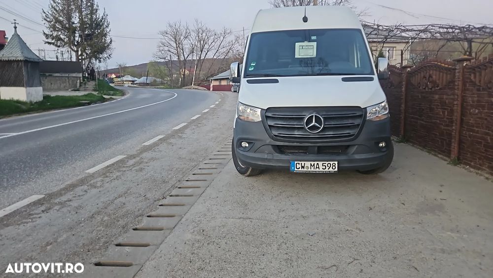 Mercedes-Benz Sprinter - 23