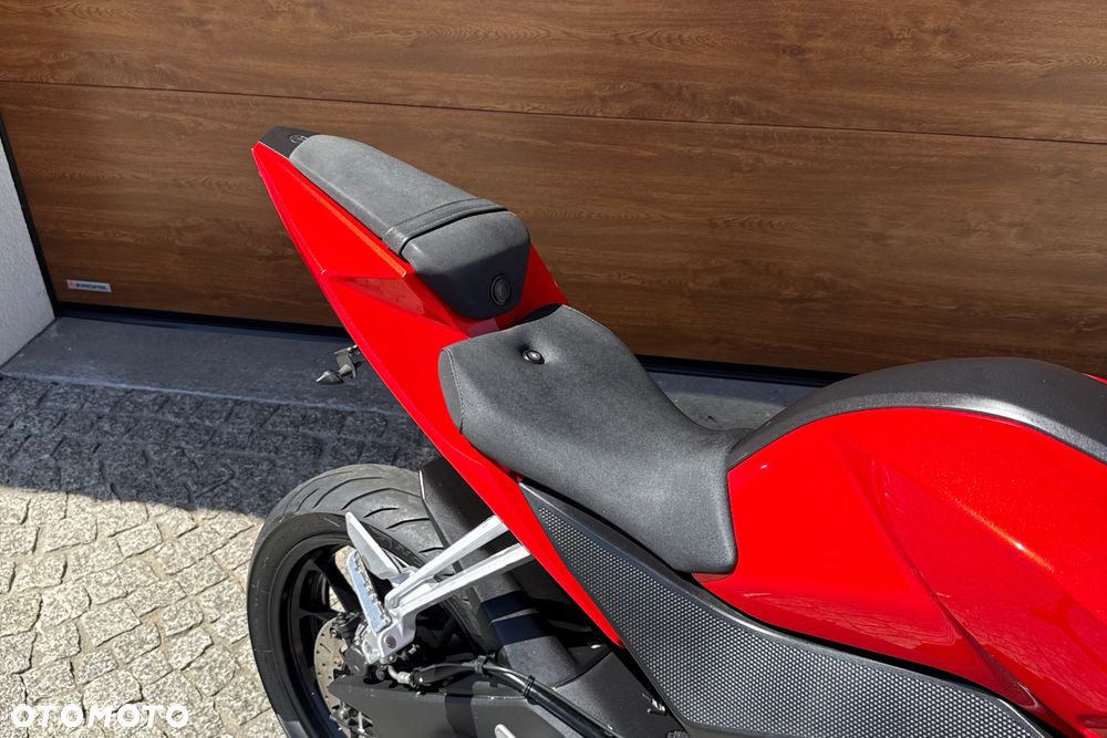 Yamaha YZF - 11