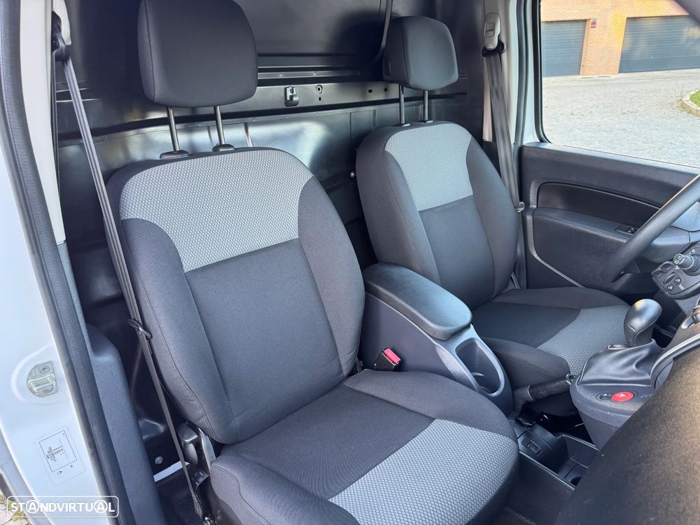 Renault Kangoo Z.E. 33 (IVA Dedutível) - 10