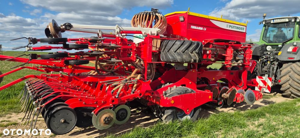 Pottinger terrasem C4, 4m 1 właściciel, garażowany, agregat uprawowo siewny - 3