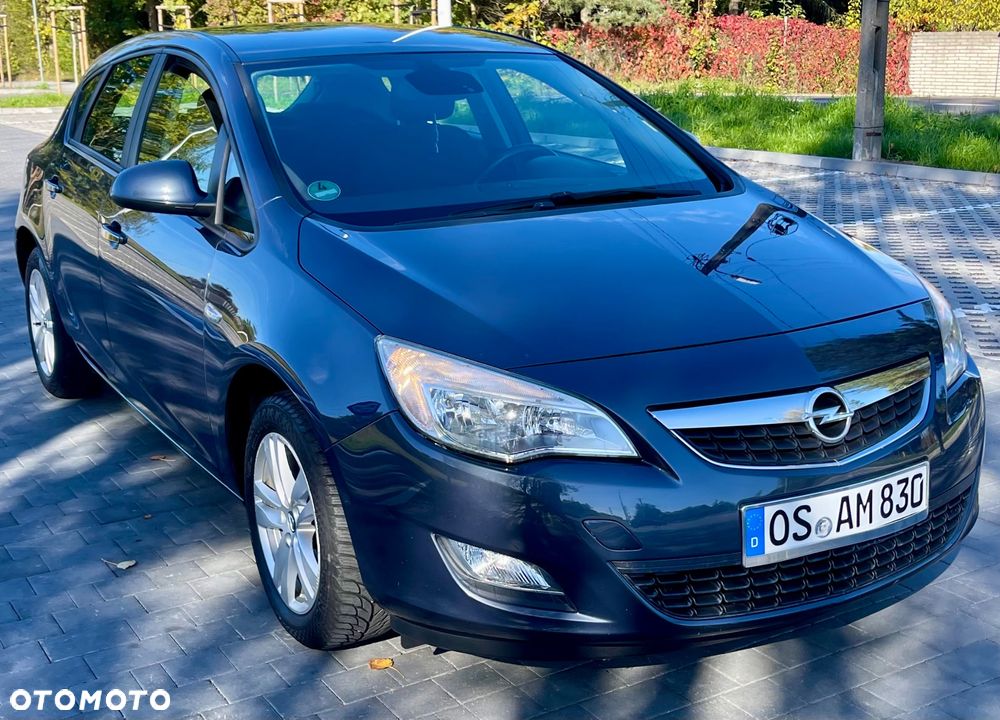 Opel Astra 1.4 T Essentia - 14