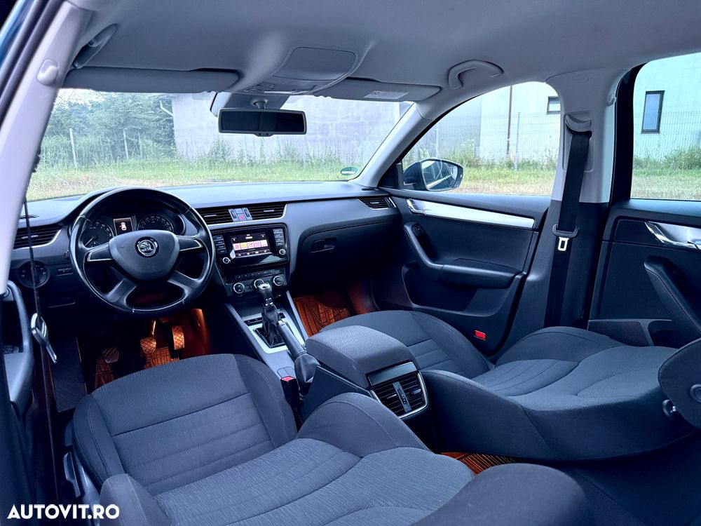 Skoda Octavia 1.6 TDI (Green tec) Style - 9