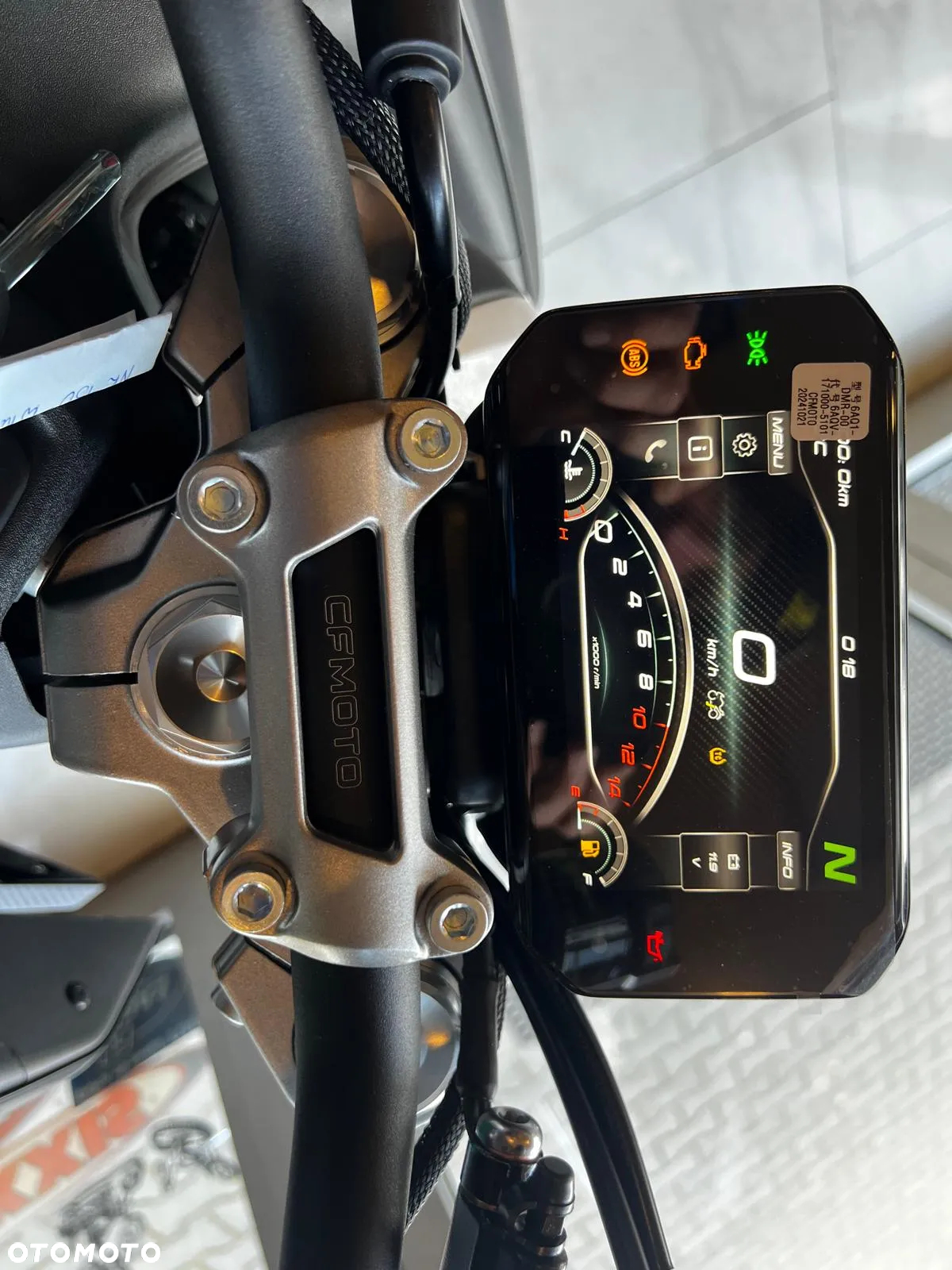 CFMoto NK - 9