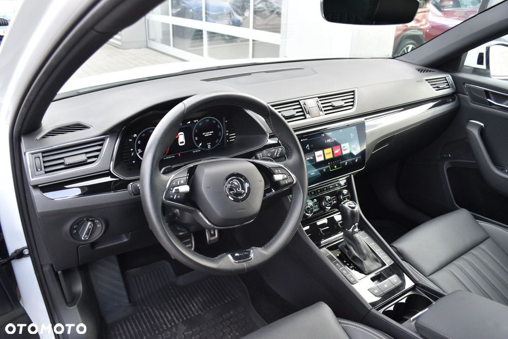 Skoda Superb 2.0 TSI L&K DSG - 9