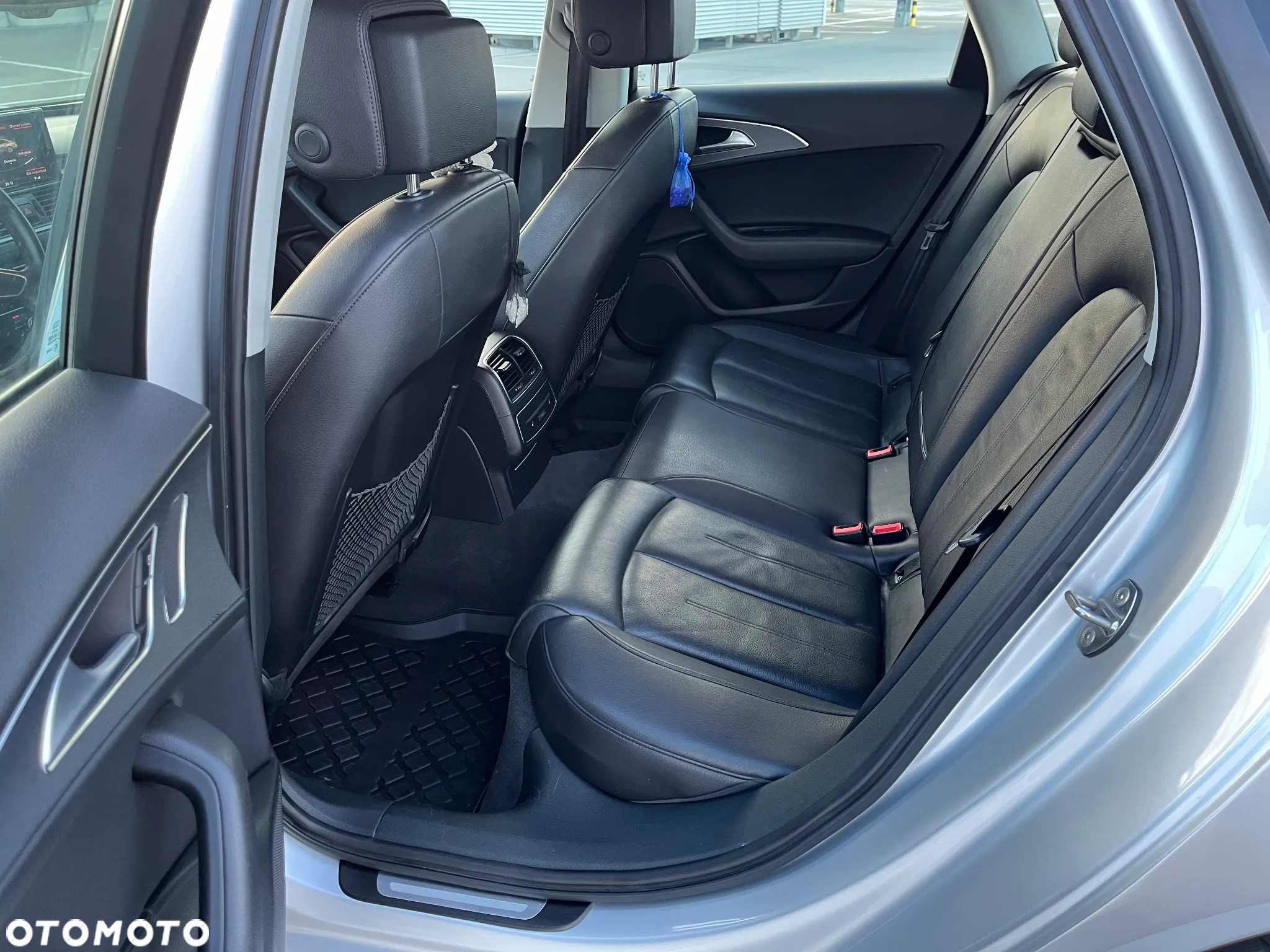 Audi A6 - 8