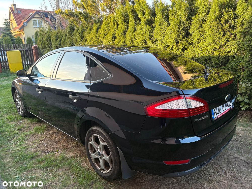 Ford Mondeo 1.8 TDCi Ambiente - 13