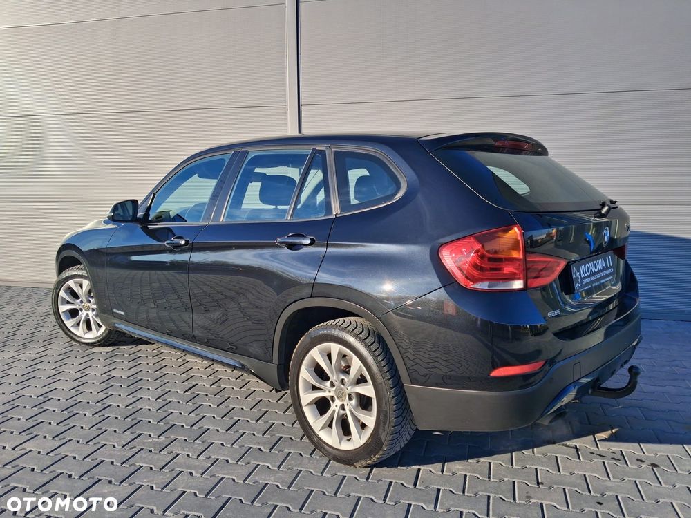 BMW X1 sDrive18i Sport Line - 3