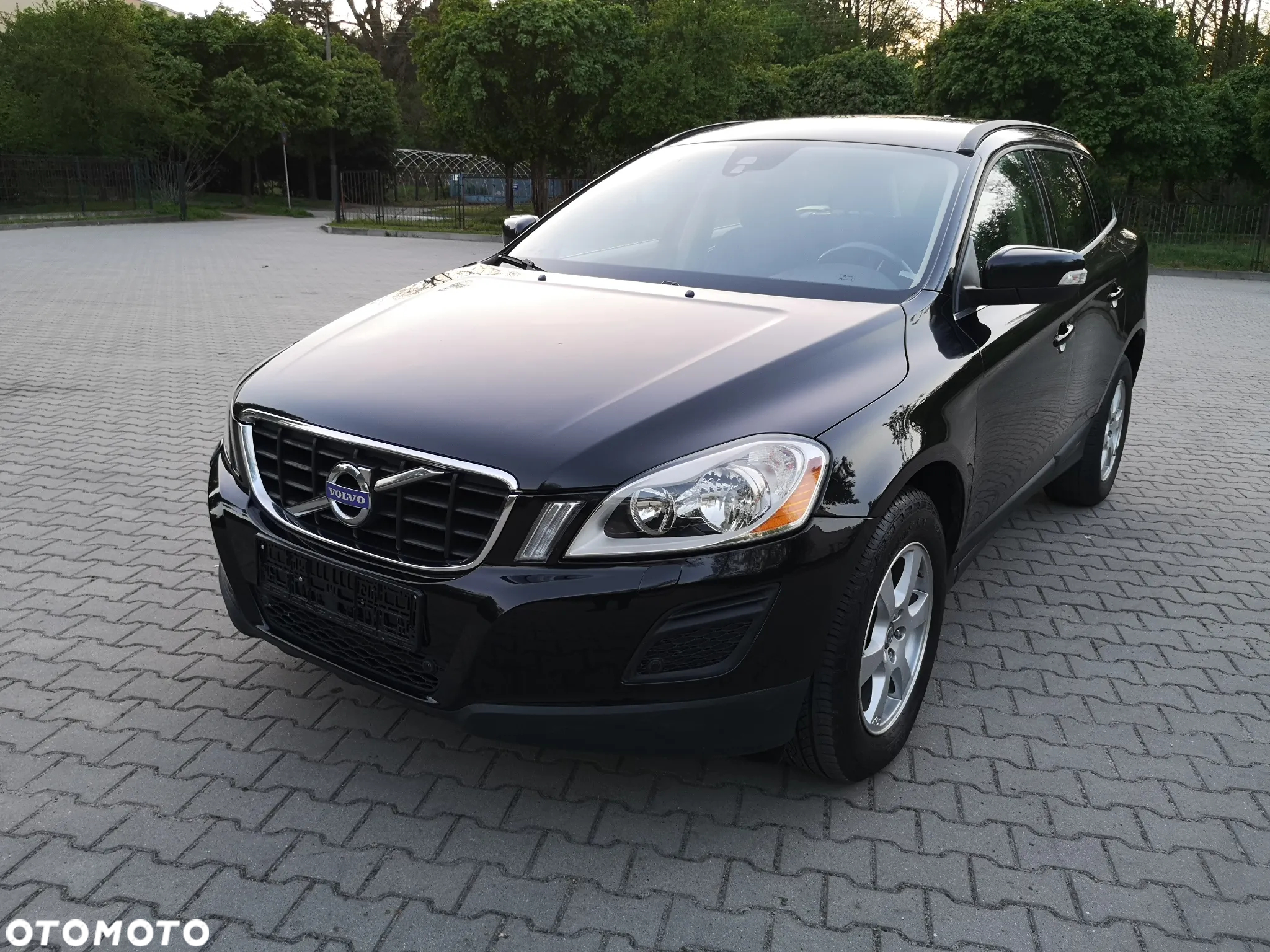 Volvo XC 60 D3 AWD Momentum - 24