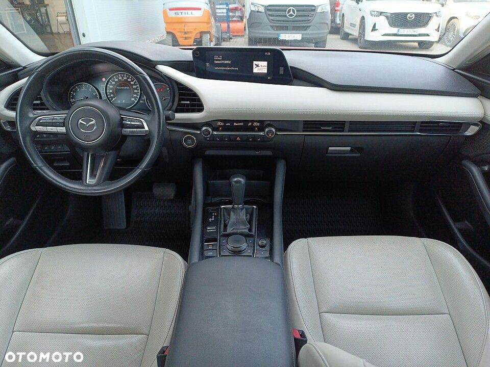 Mazda 3 - 6