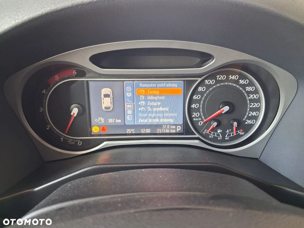 Ford Mondeo - 18