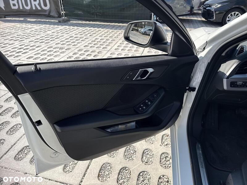 BMW Seria 1 118i Advantage - 12