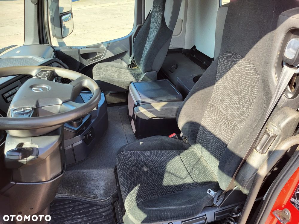 Mercedes-Benz Arocs 2645 6x4 budowlany DMC 66 ton z Niemiec - 10