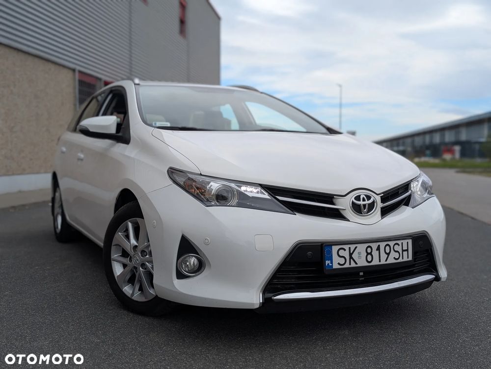 Toyota Auris - 1
