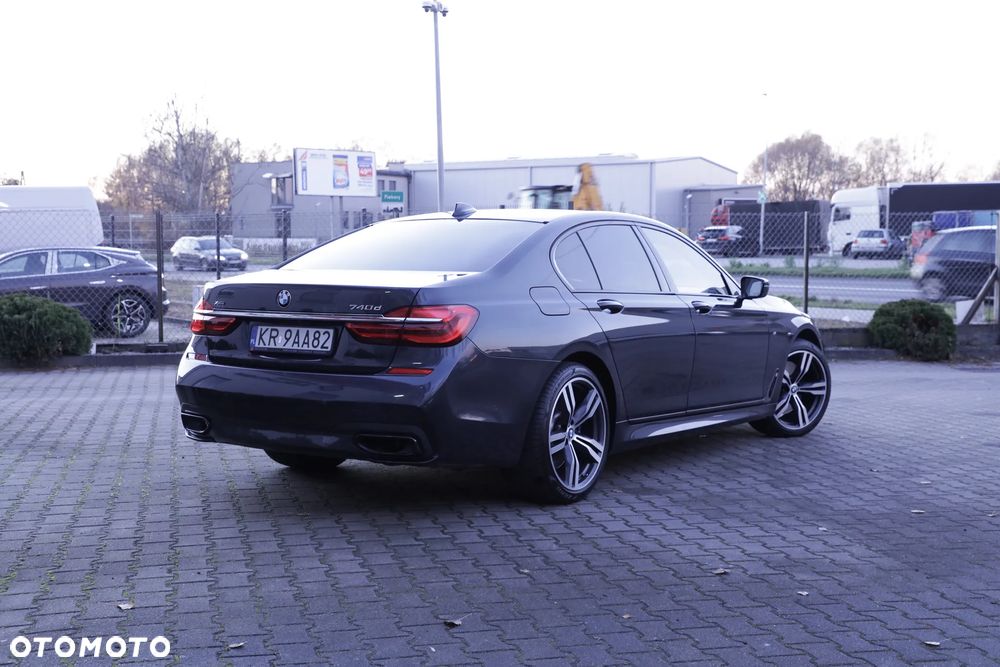BMW Seria 7 740d xDrive - 3