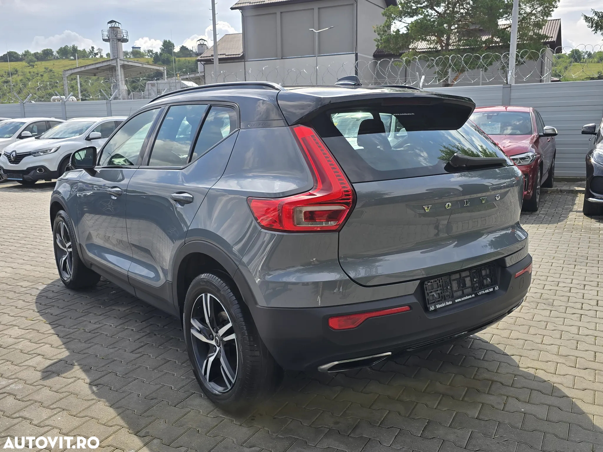 Volvo XC 40 D3 R-Design - 3