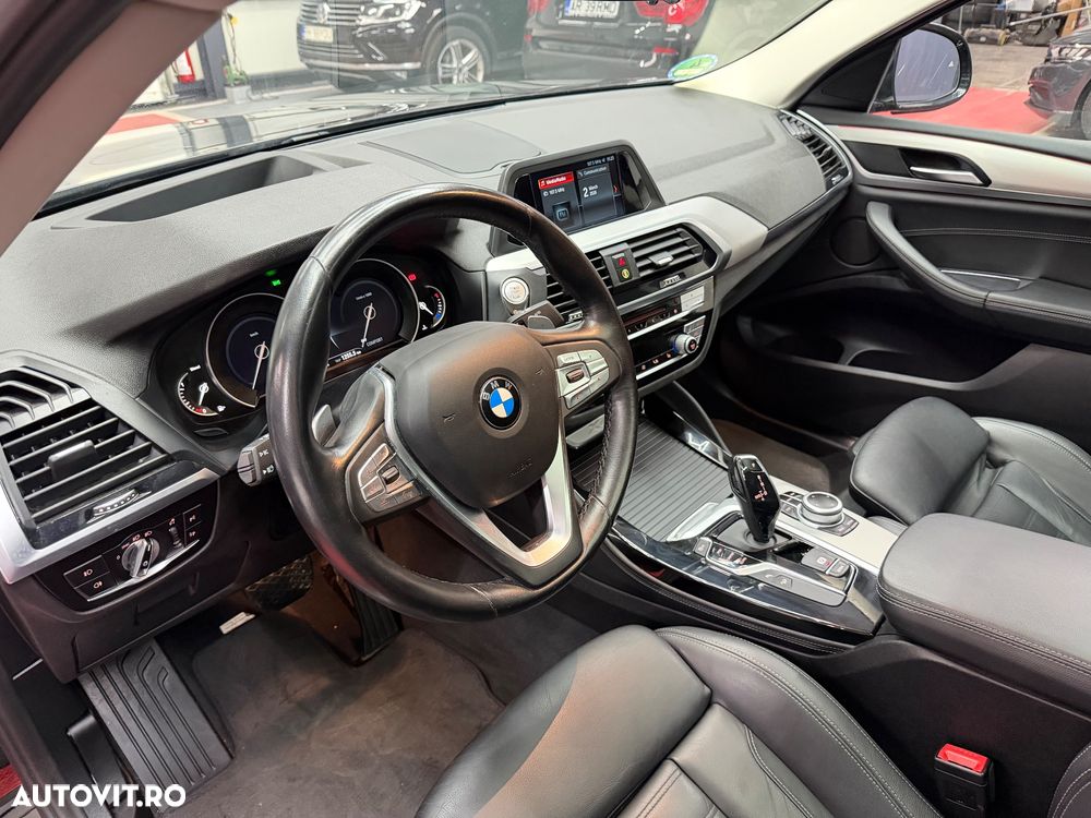 BMW X4 xDrive20d xLine - 12