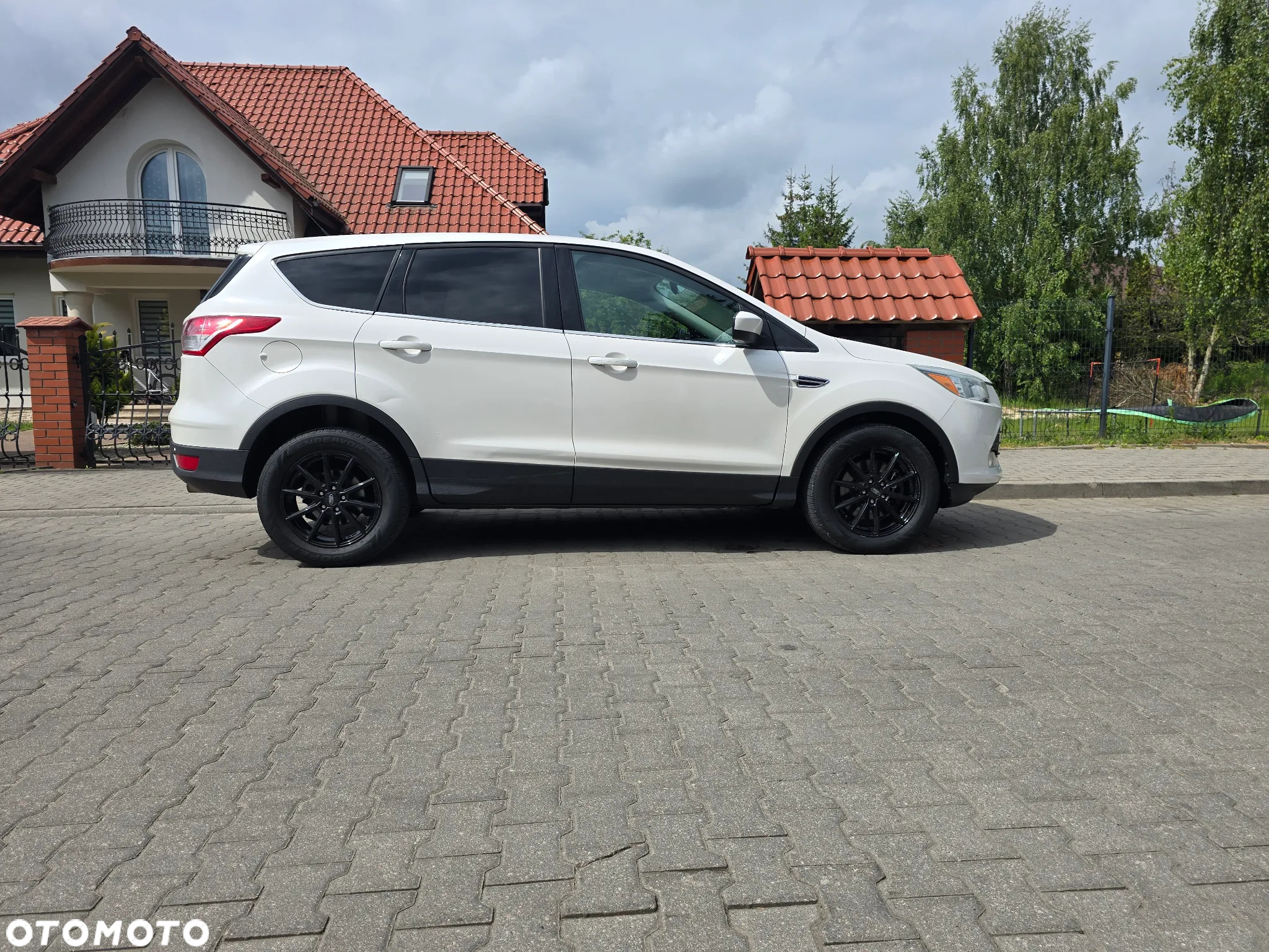 Ford Kuga - 8