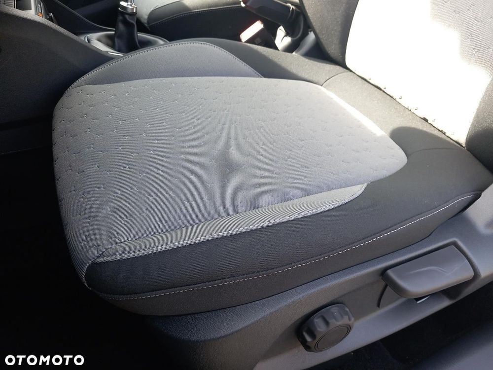 Ford Tourneo Courier - 12