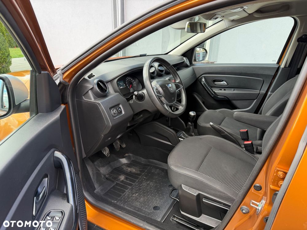 Dacia Duster SCe 115 2WD Essential - 6