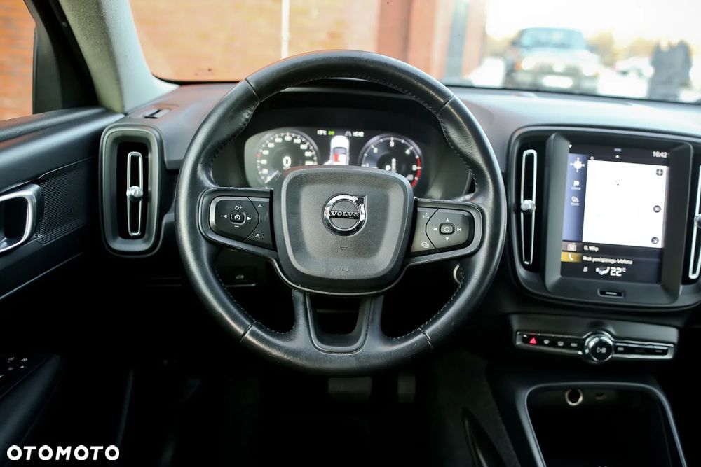 Volvo XC 40 D4 AWD Geartronic Inscription - 22
