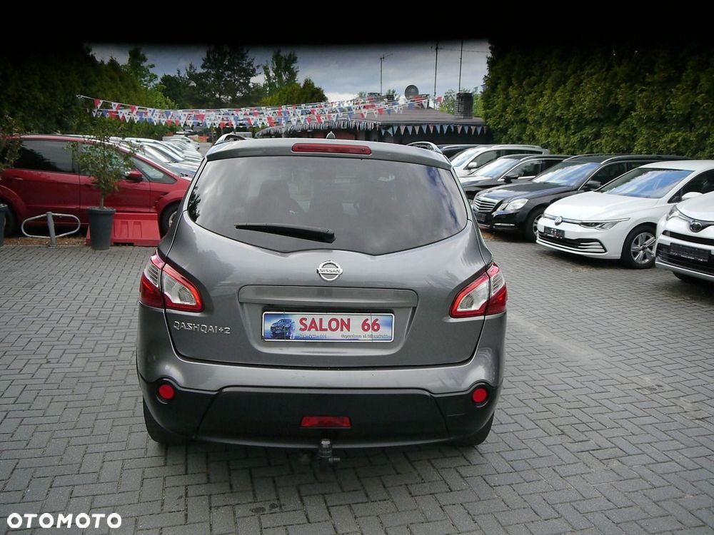 Nissan Qashqai+2 1.6 360 - 17