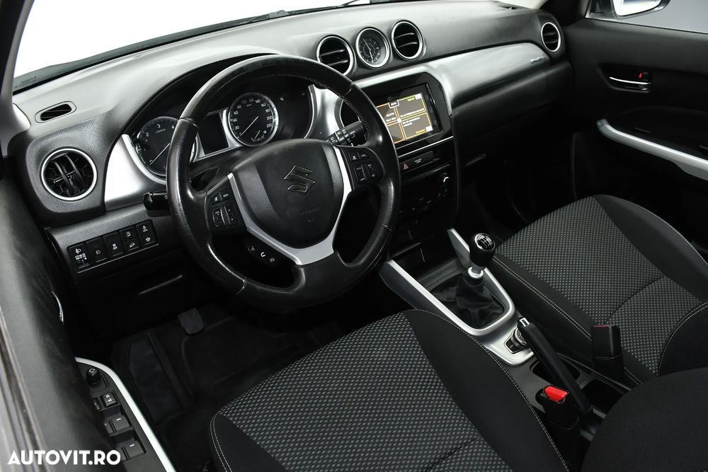 Suzuki Vitara 1.6 DDIS (4x4) Allgrip Comfort - 15