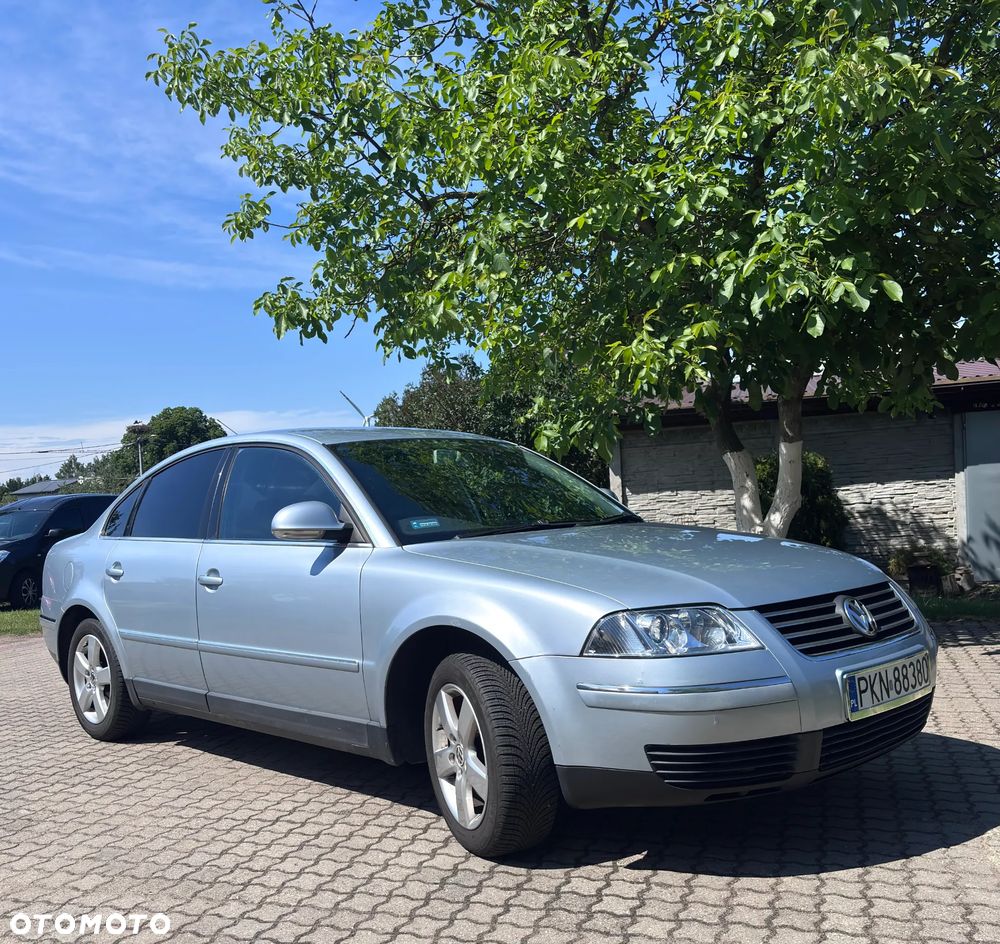 Volkswagen Passat 1.9 TDI Highline - 7