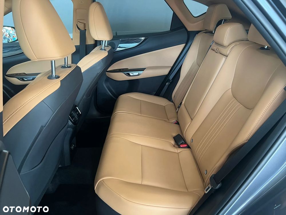 Lexus NX 350h Prestige 2WD - 13