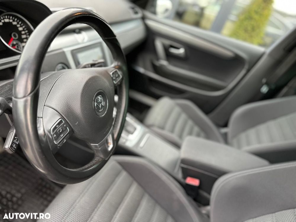 Volkswagen Passat CC - 12