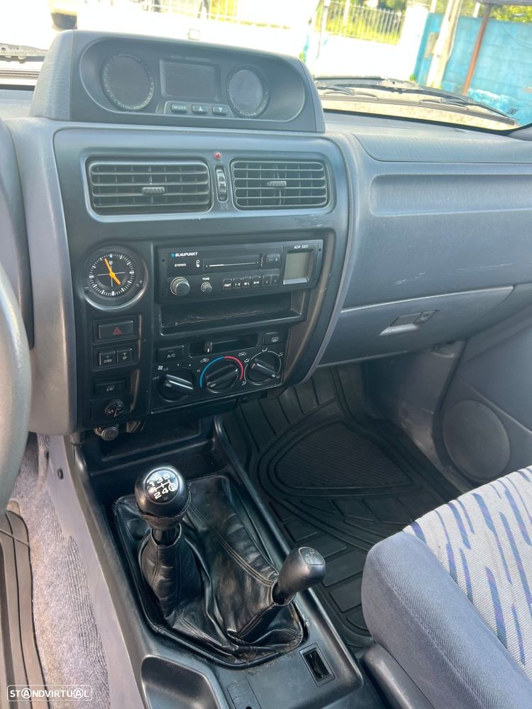 Toyota Land Cruiser 3.0 TD Pack 1 - 17