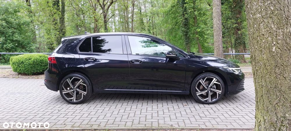 Volkswagen Golf 1.5 eTSI Style DSG - 4