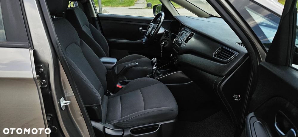 Kia Carens 1.7 CRDi Edition 7 - 11