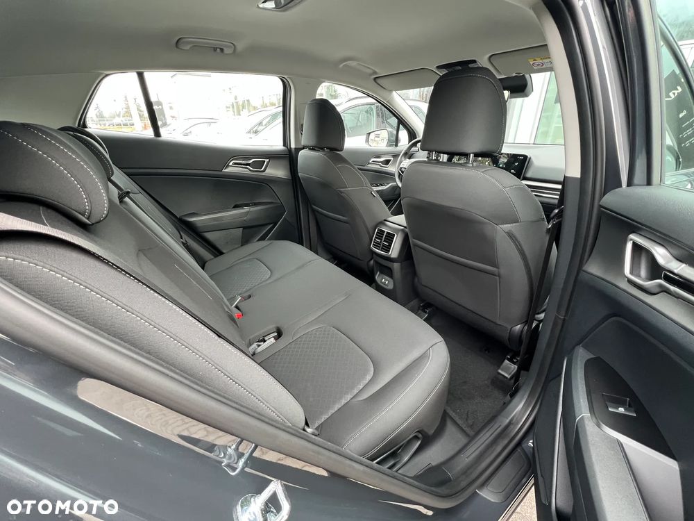 Kia Sportage 1.6 T-GDI HEV M 2WD - 15